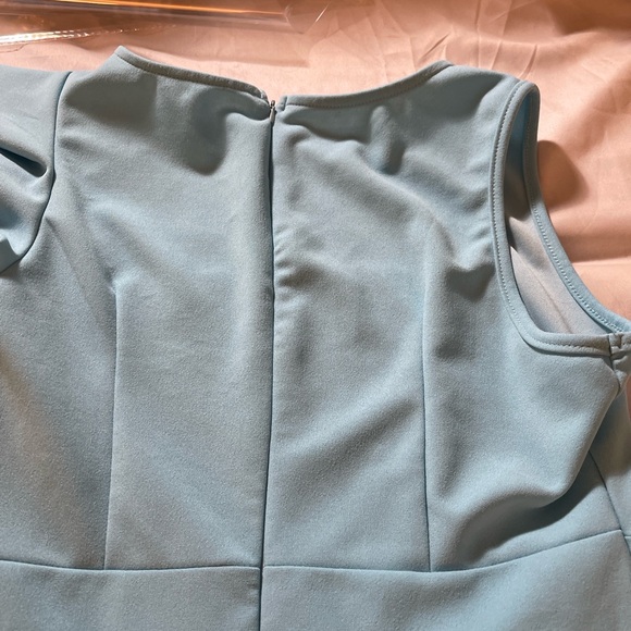 Women’s Sheath Dress Ruffle Front Sleeveless Knee Length Medium Lined Back Zip - Picture 10 of 12